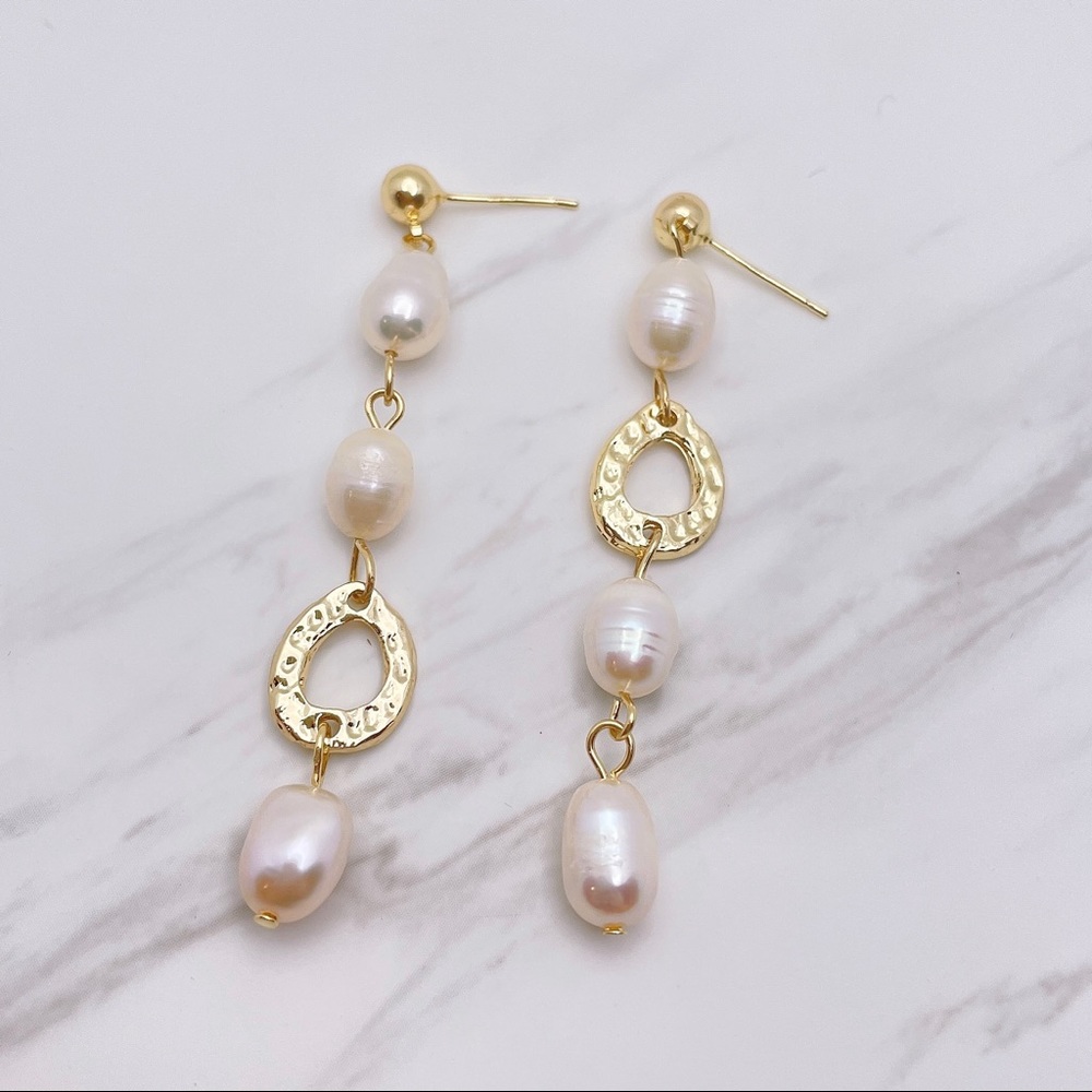 Gold plated Baroque pearl dangle earrings